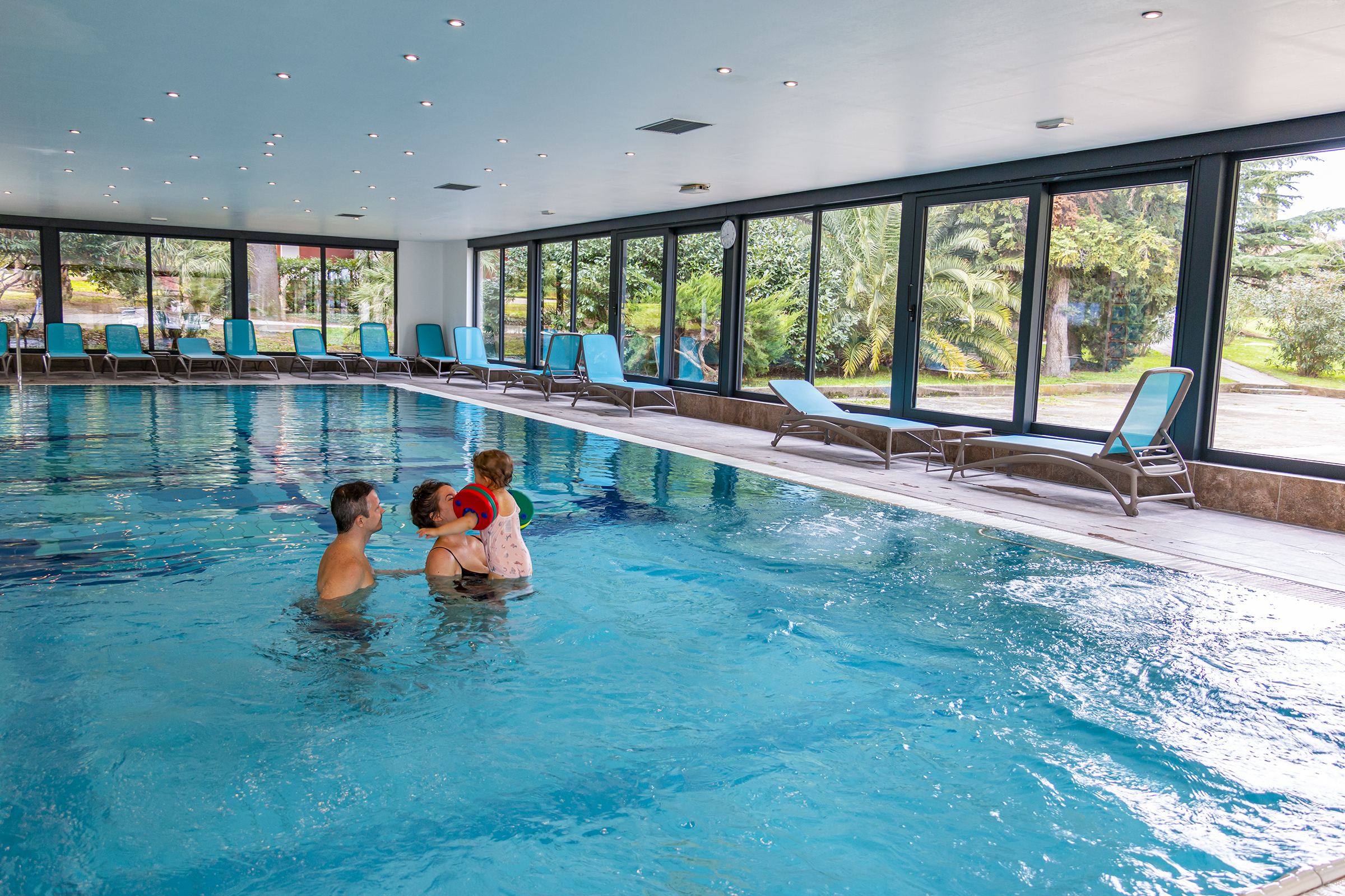 Spiagge e scivolo vertiginoso