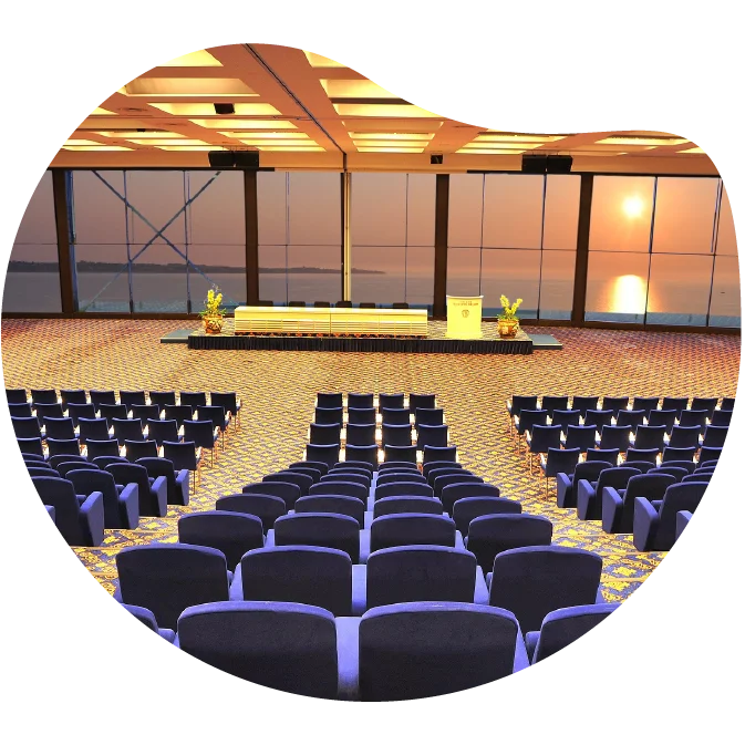 Velika konferenčna dvorana za poslovna srečanja in kongrese